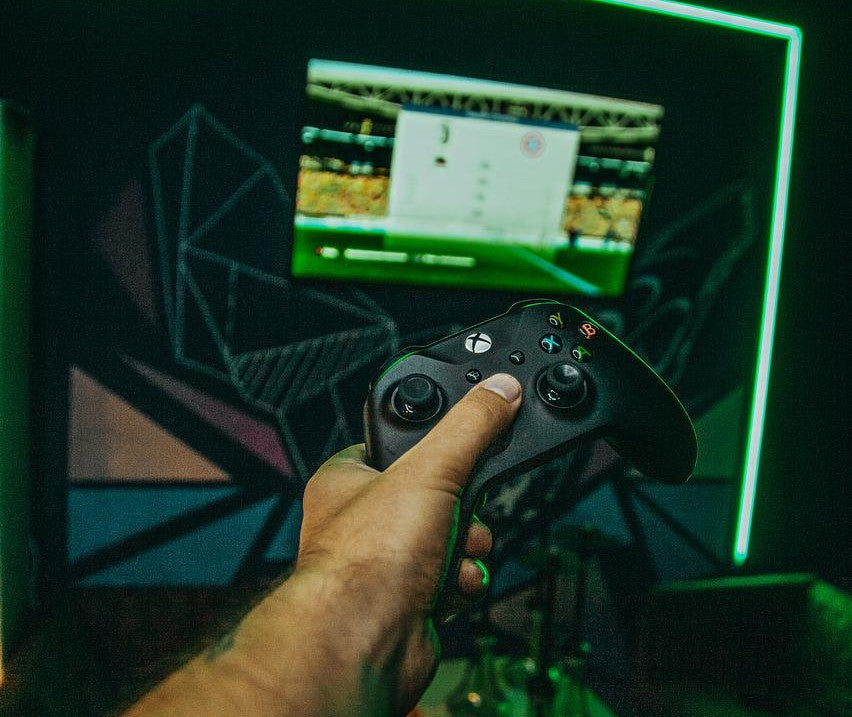 What Are The Best Batteries For Xbox One Controllers?